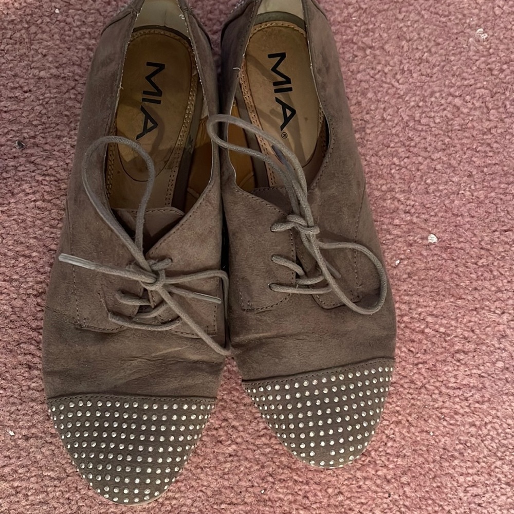 Brown lace shoes